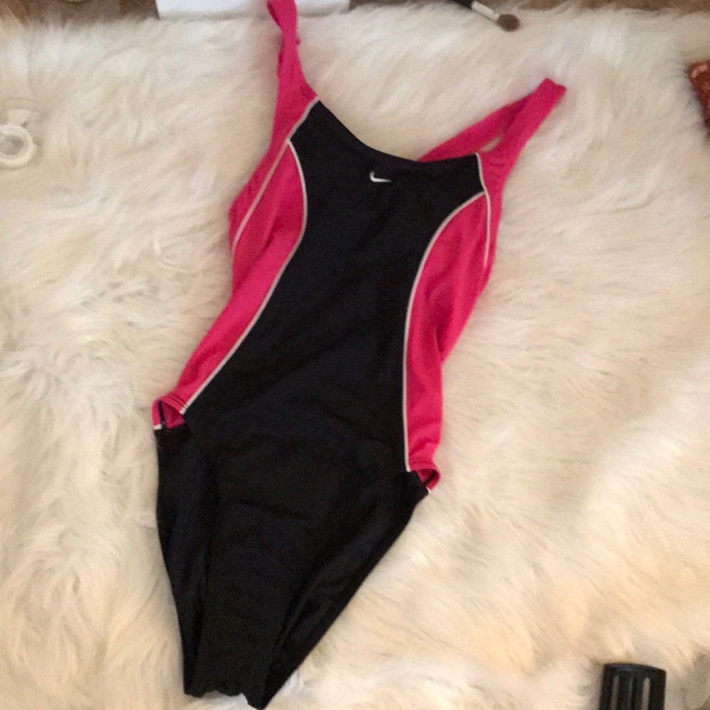 Nike 1 Piece Size 12